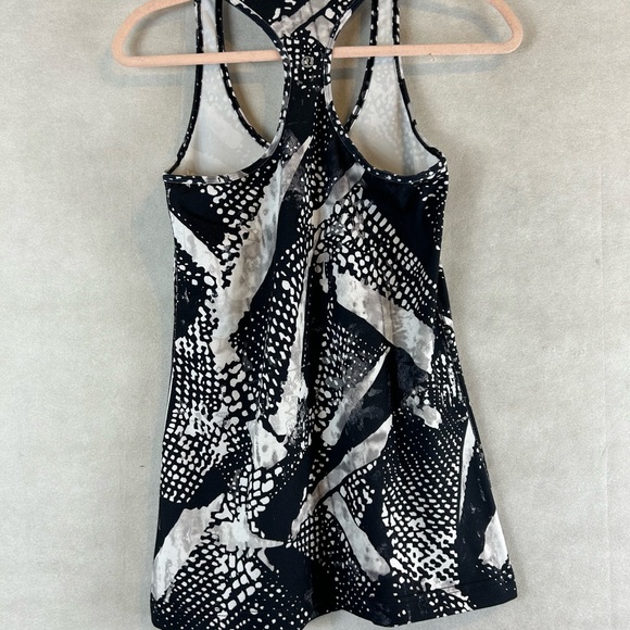 Lululemon Racerback cool tank CRB black static mist white shirt size 8 - Picture 4 of 7